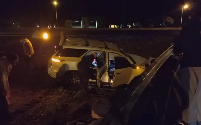 Una familia que viajaba en camioneta por Entre Ríos despistó y chocó contra el guardarraíl Policiales