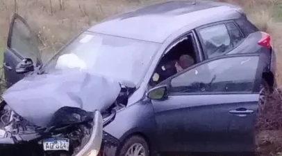 Hospitalizaron a un automovilista que sufrió un peligroso accidente en Gobernador Maya Policiales