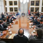 Frigerio reunió a intendentes y funcionarios para coordinar acciones ante el fenómeno de El Niño