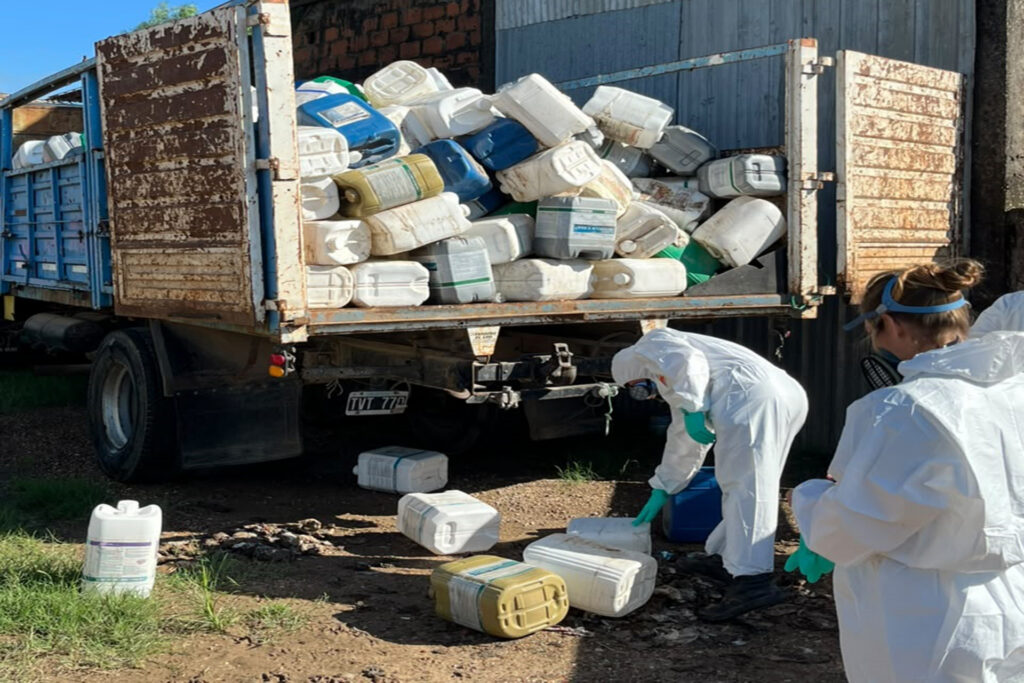 Clausura y multa millonaria por acopio ilegal de envases de fitosanitarios en Rosario del Tala Provinciales