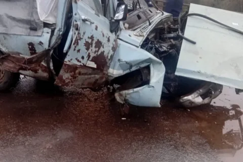 Dos heridos graves tras un choque contra la baranda de un puente en Entre Ríos
